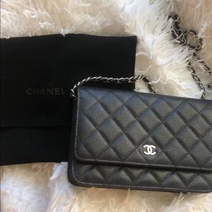 CHANEL CAVIAR WALLET ON CHAIN
